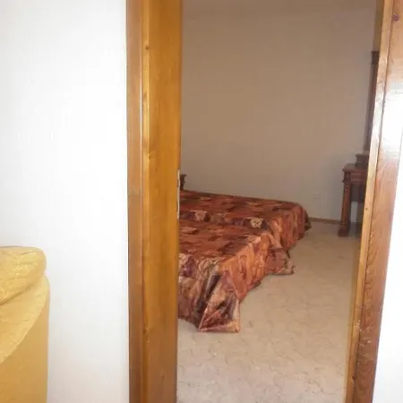 Laguna Hotel 4*