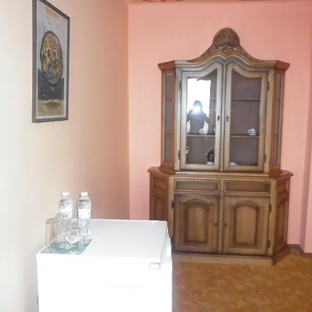 Laguna Hotel 4*